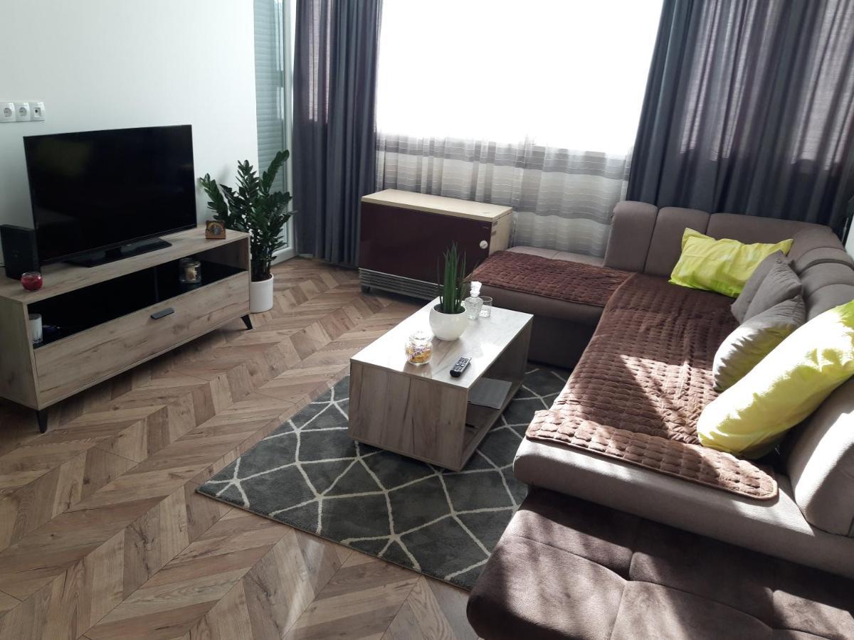Stan Na Dan Simikic Bijeljina Exterior foto