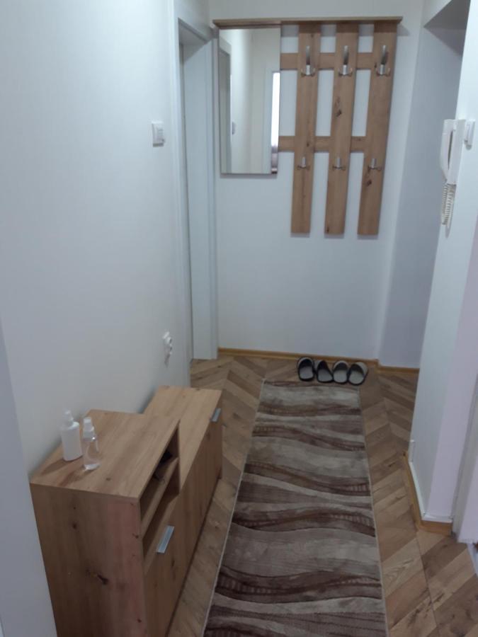 Stan Na Dan Simikic Bijeljina Exterior foto