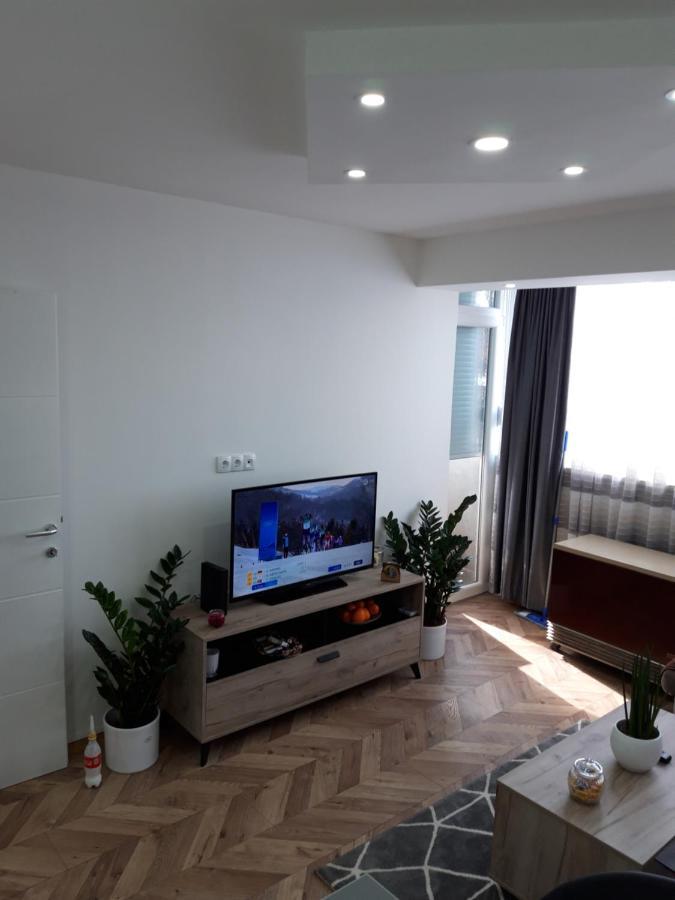 Stan Na Dan Simikic Bijeljina Exterior foto